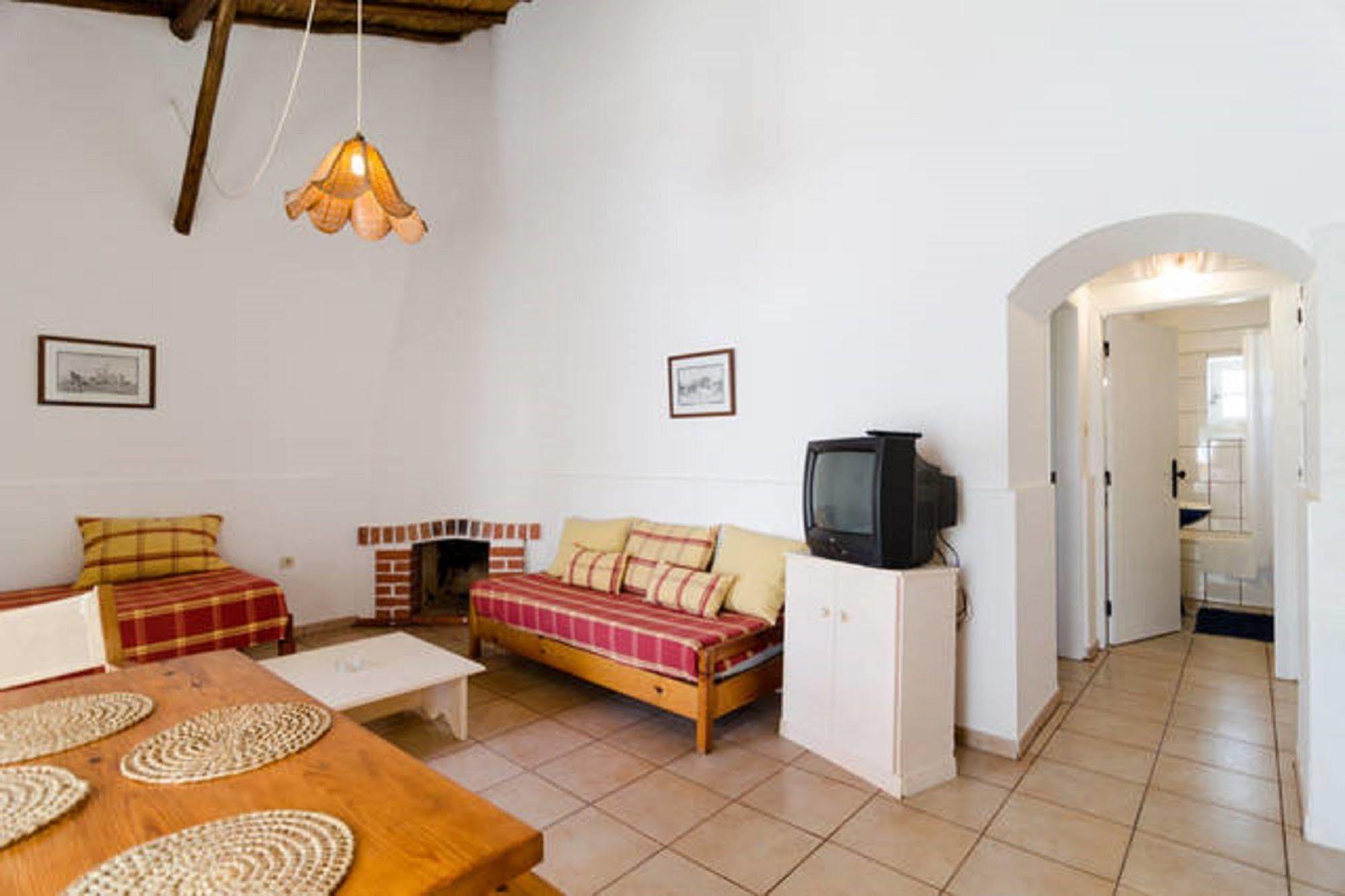 Quinta do Lagar - by Portugalferias Guest House Albufeira Bagian luar foto